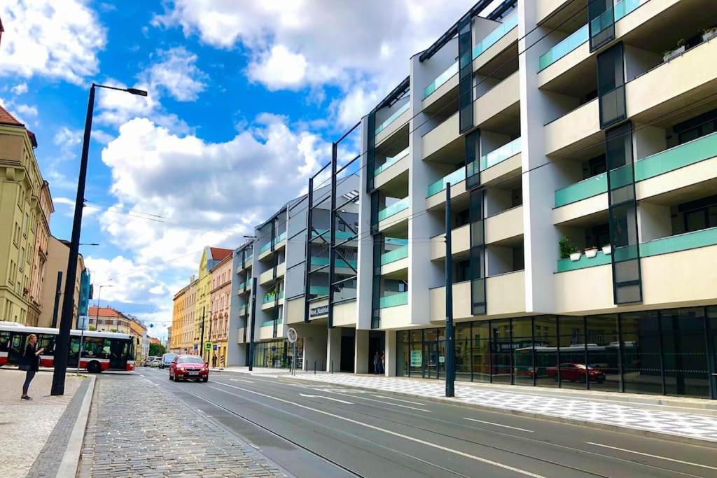Modern Apartment • Garden • Near The City Center Praga Exterior foto